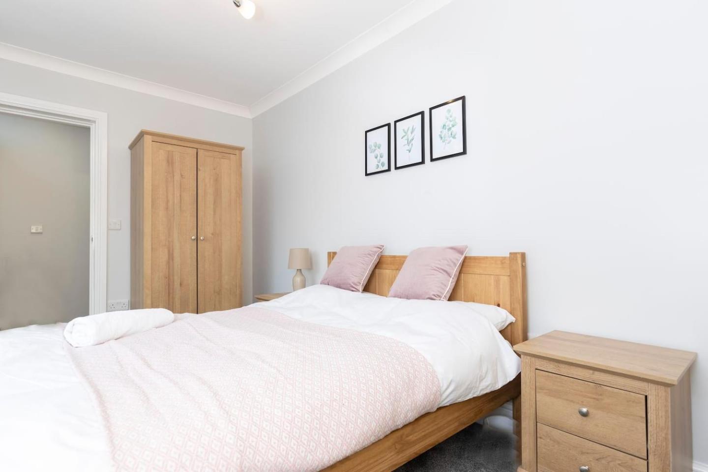 סאות' שילדס Modern 2 Bedroom Perfect For Family Friends And Workers מראה חיצוני תמונה