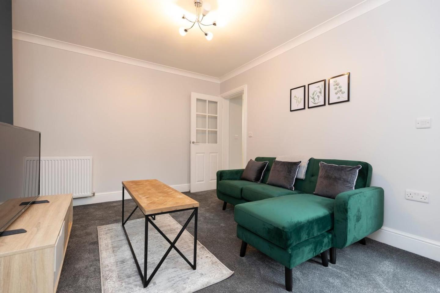 סאות' שילדס Modern 2 Bedroom Perfect For Family Friends And Workers מראה חיצוני תמונה